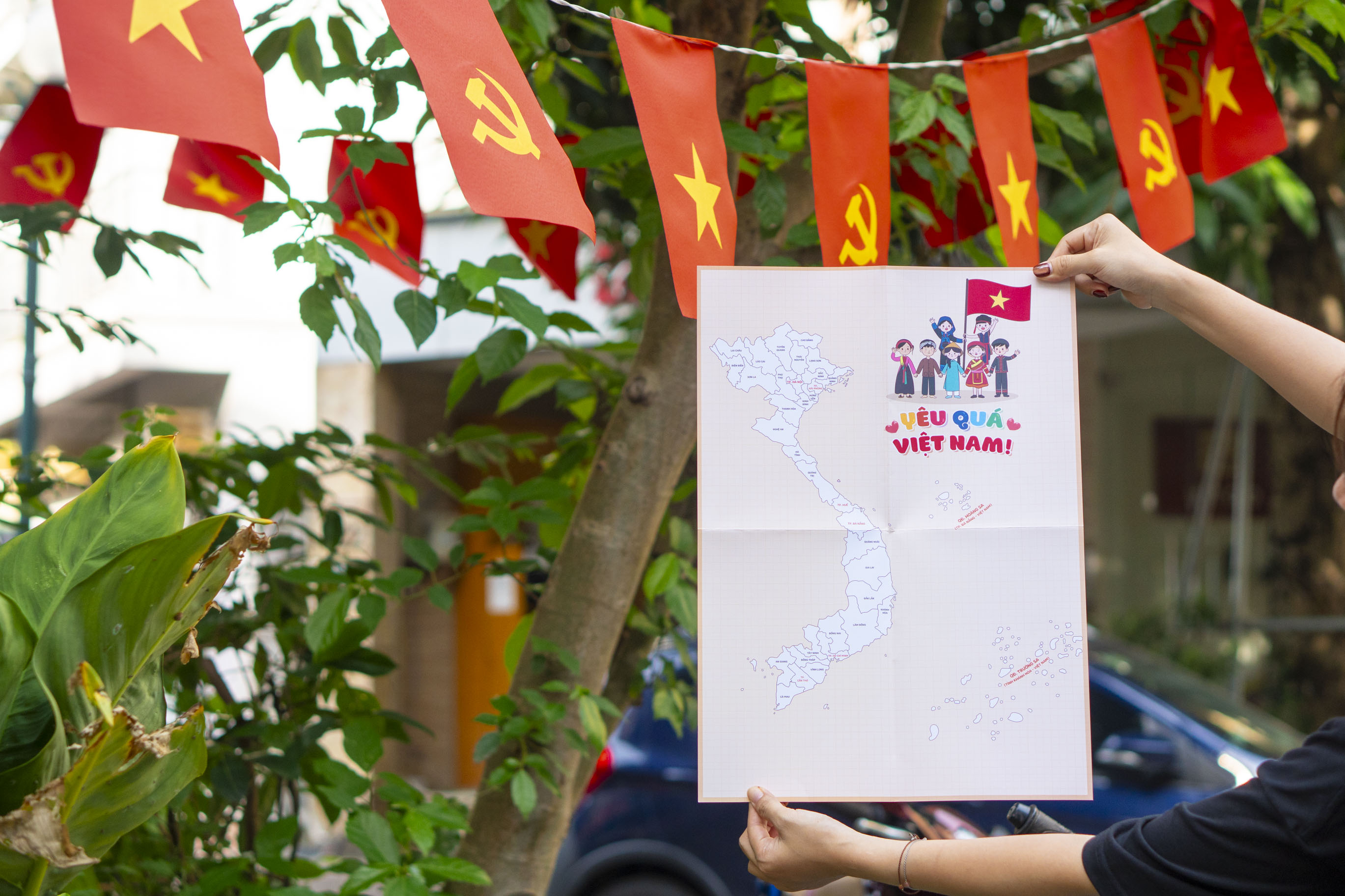 Bo Sach Yeu Qua Viet Nam (Bo 6 Cuon) - Tang Kem Tui Dung + Sticker + Ban Do Viet Nam