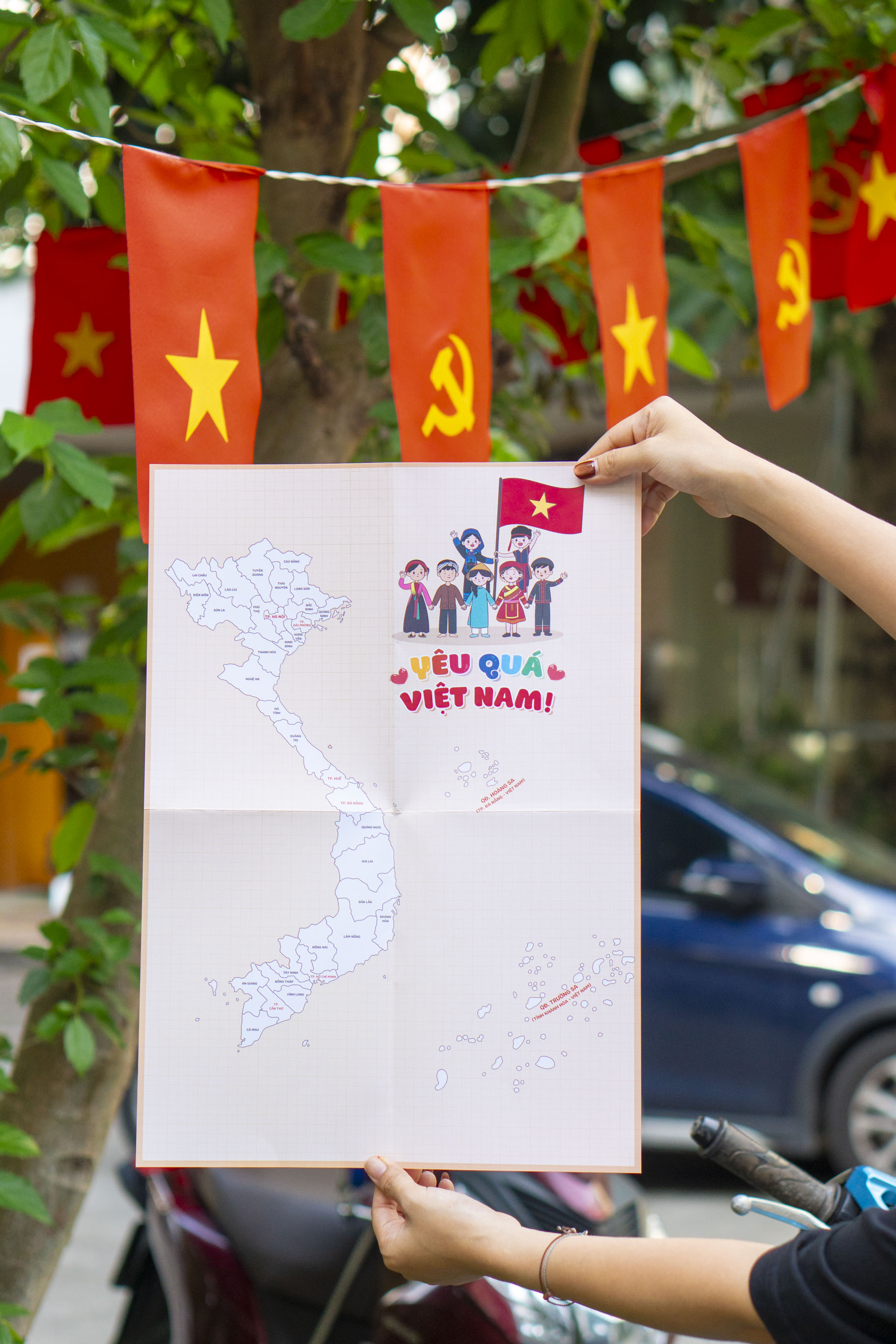 Bo Sach Yeu Qua Viet Nam (Bo 6 Cuon) - Tang Kem Tui Dung + Sticker + Ban Do Viet Nam