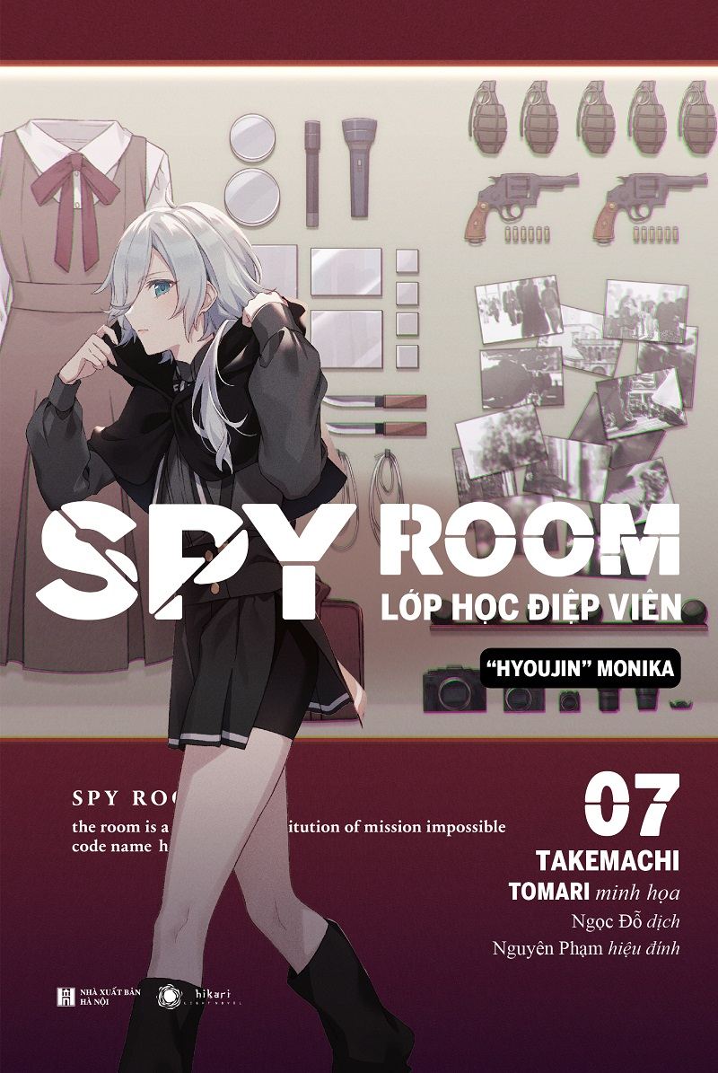 bộ spy room - lớp học điệp viên - tập 7: hyoujin monika - bản đặc biệt - tặng kèm bookmark + thẻ nhân vật + huy hiệu
