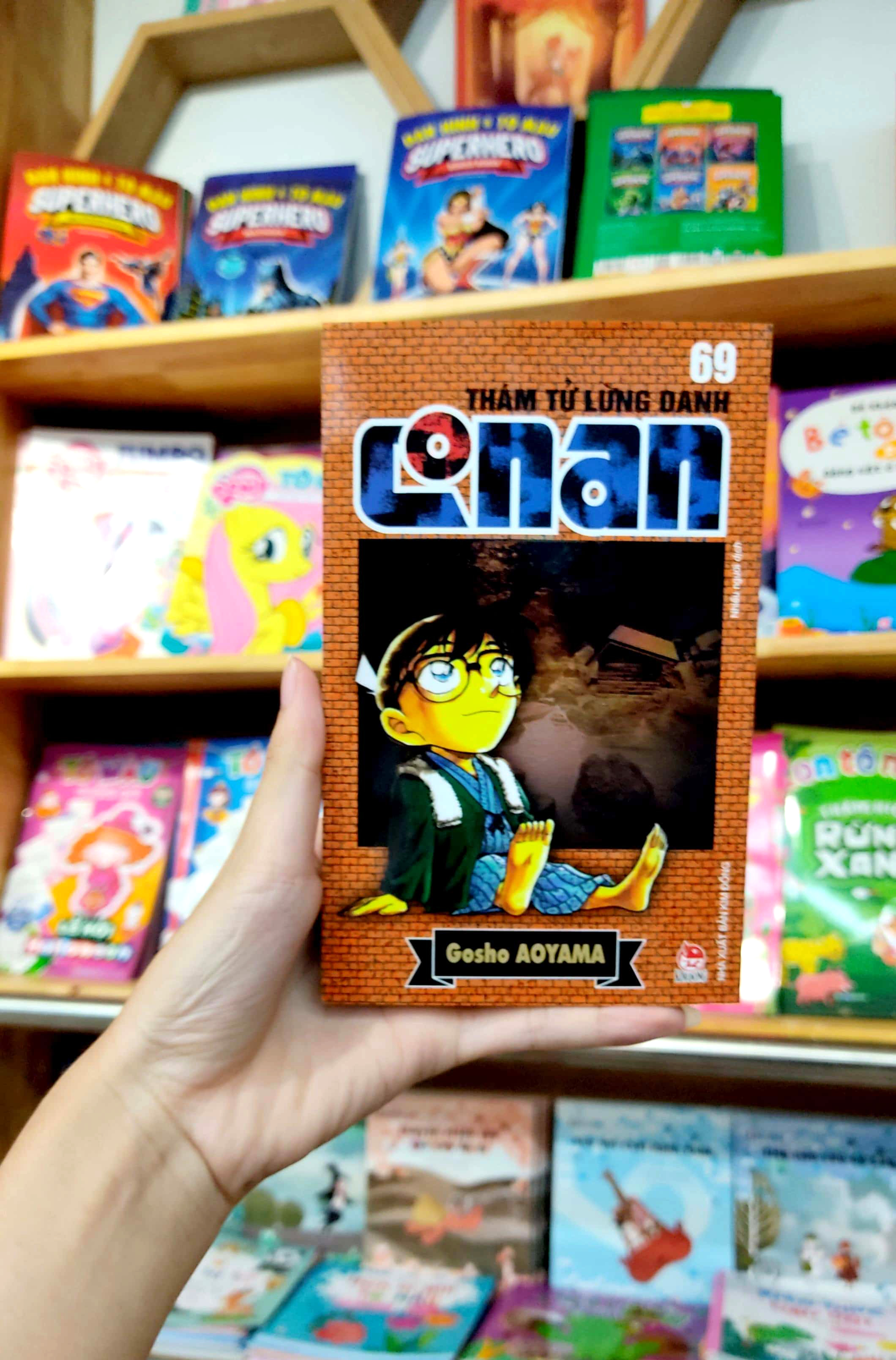 bộ thám tử lừng danh conan - tập 69 (tái bản 2023)