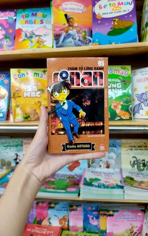 bộ thám tử lừng danh conan - tập 95 (tái bản 2023)
