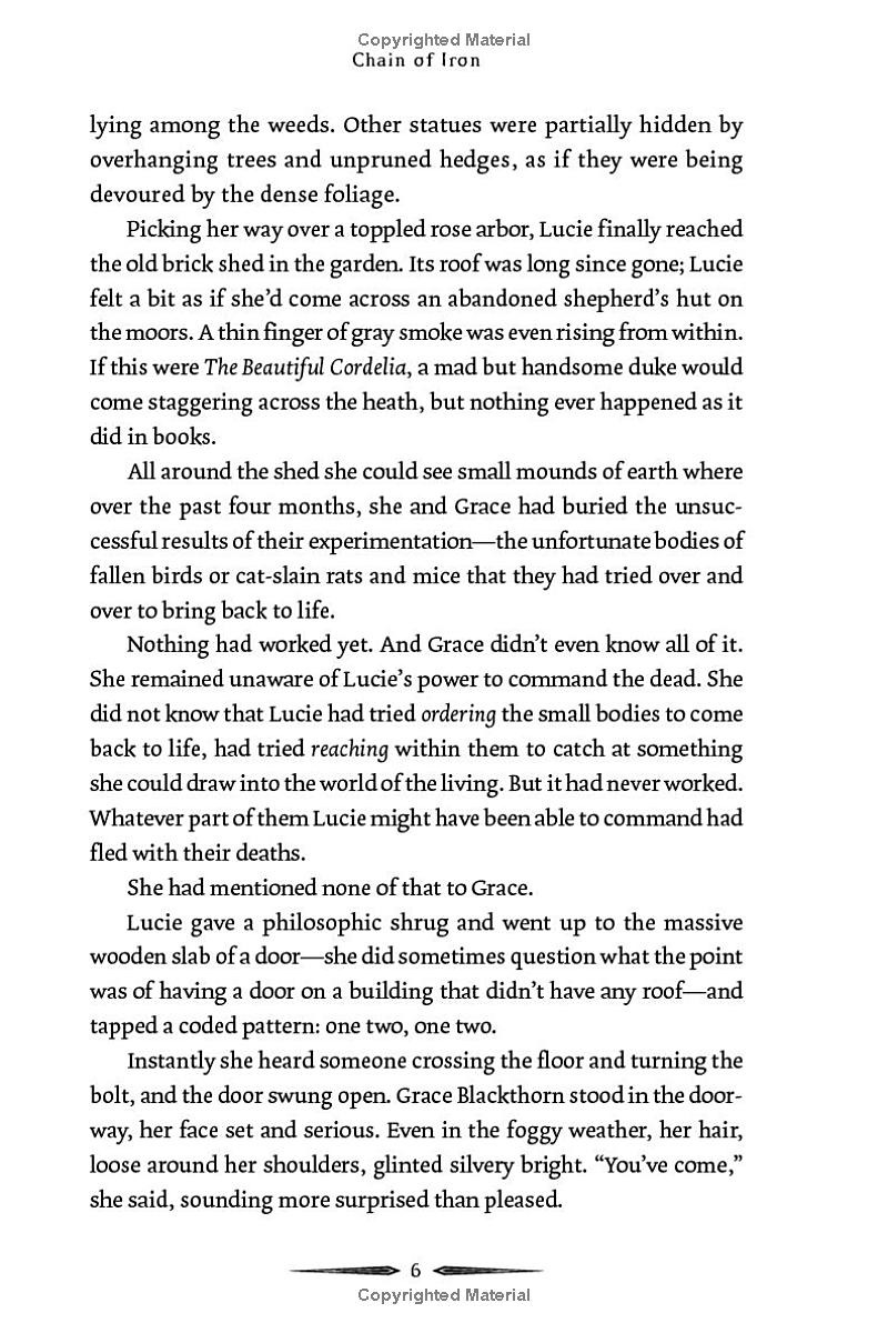 Bo
						
										
										The Last Hours - Book 2 - Chain Of Iron