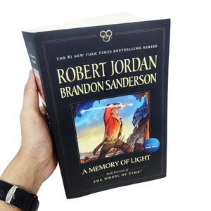 bộ the wheel of time 14: a memory of light