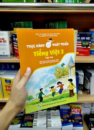 bộ thực hành và phát triển tiếng việt 2 - tập 2