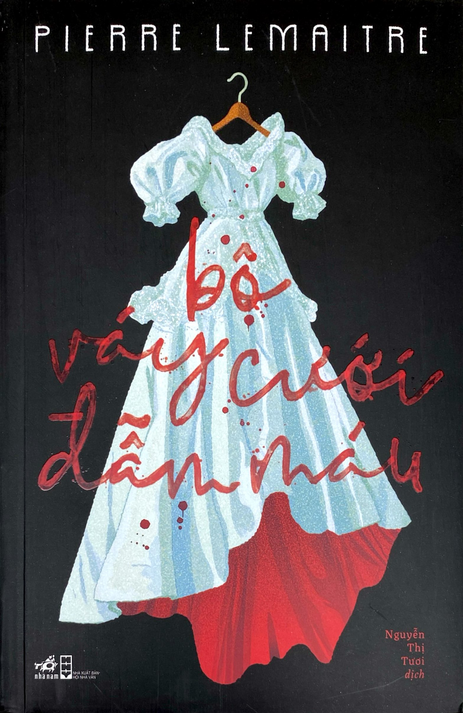 Bộ Váy Cưới Đẫm Máu