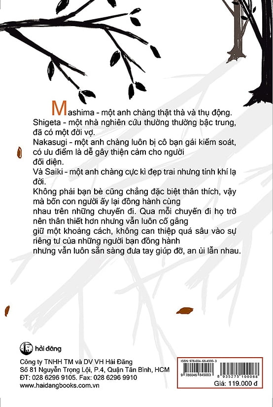 bốn chàng trai cùng nhau đi du lịch