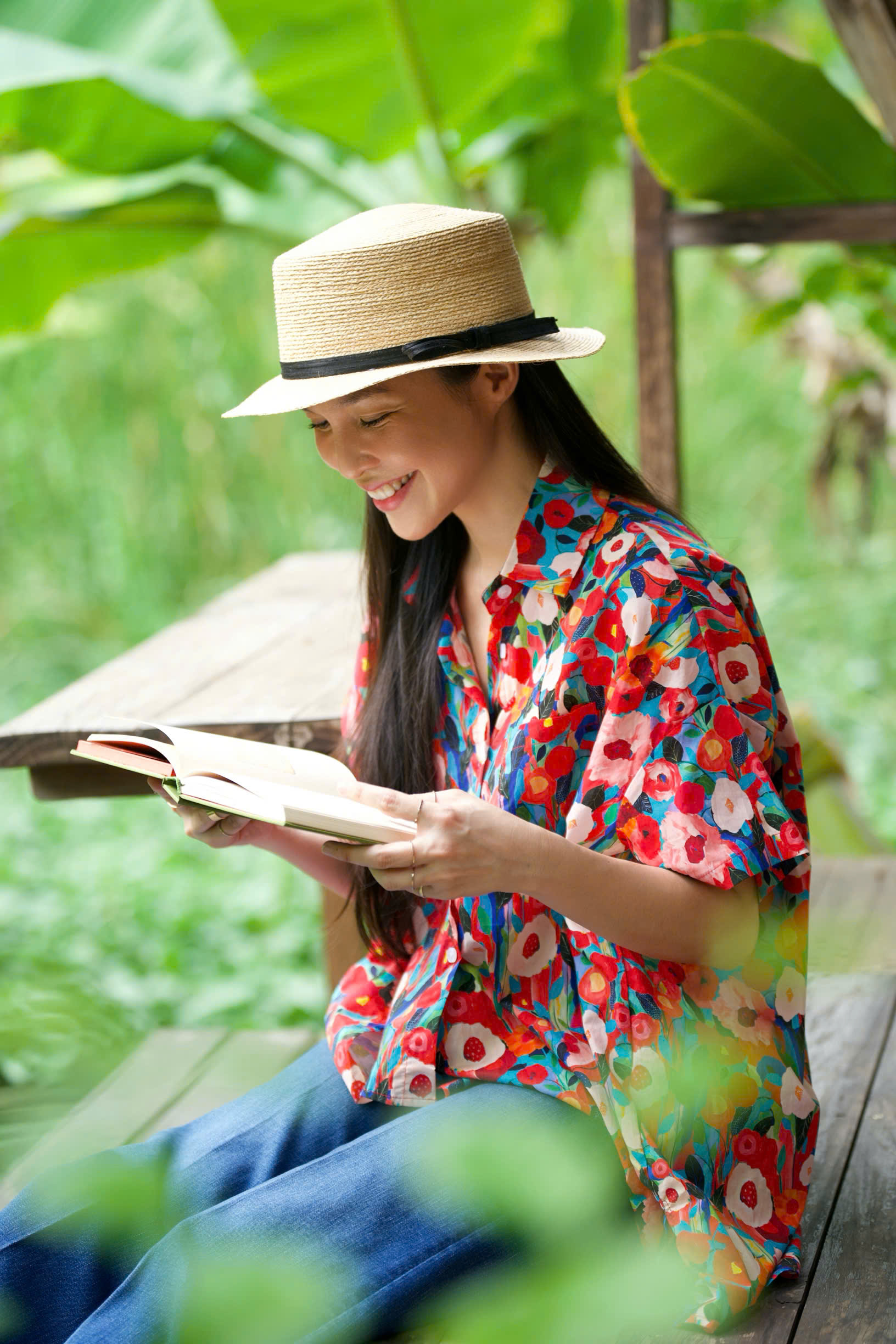 Bong Bong Oi, Bay Len! - Bia Cung