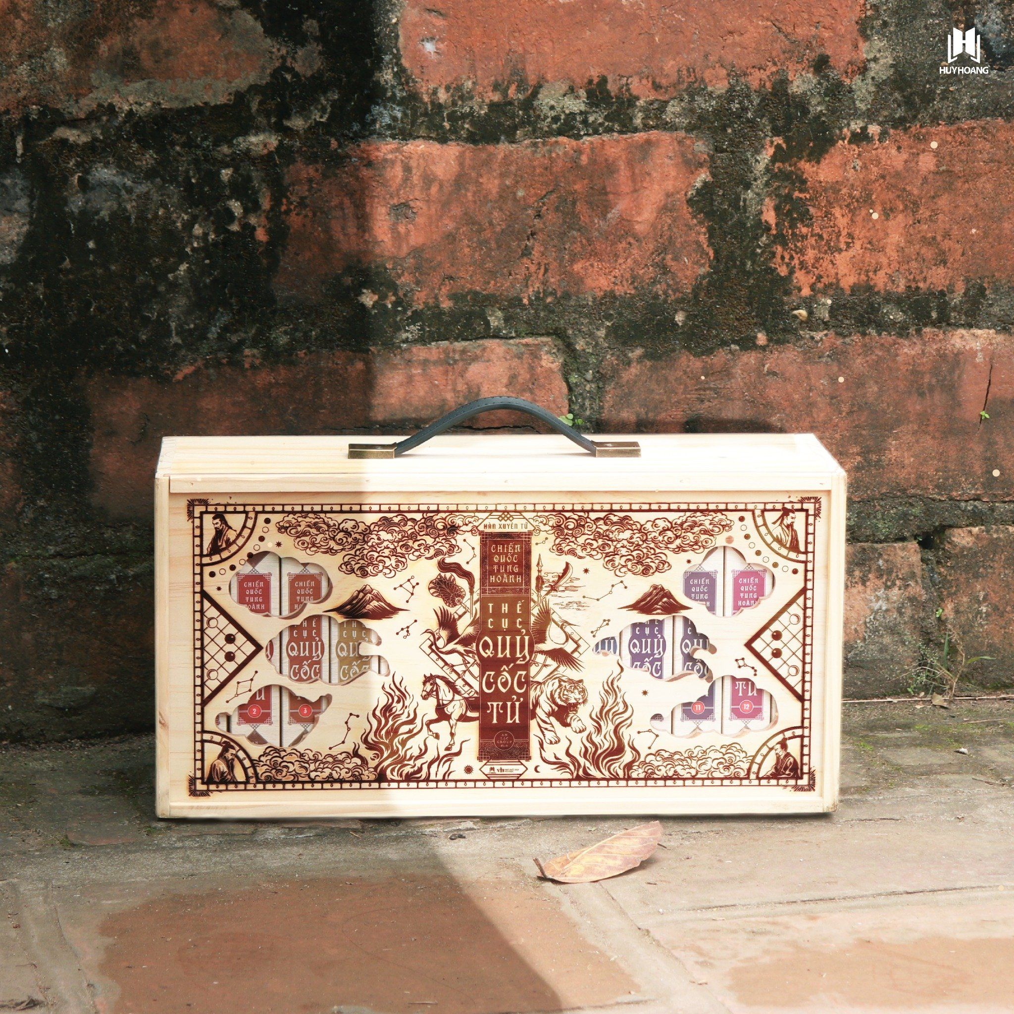 Boxset Chien Quoc Tung Hoanh - The Cuc Quy Coc Tu - Hop Go (Bo 13 Cuon)