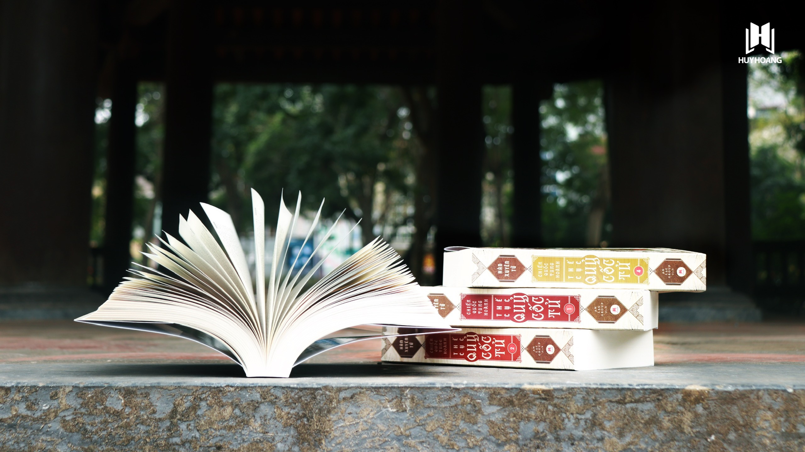 Boxset Chien Quoc Tung Hoanh - The Cuc Quy Coc Tu - Hop Go (Bo 13 Cuon)