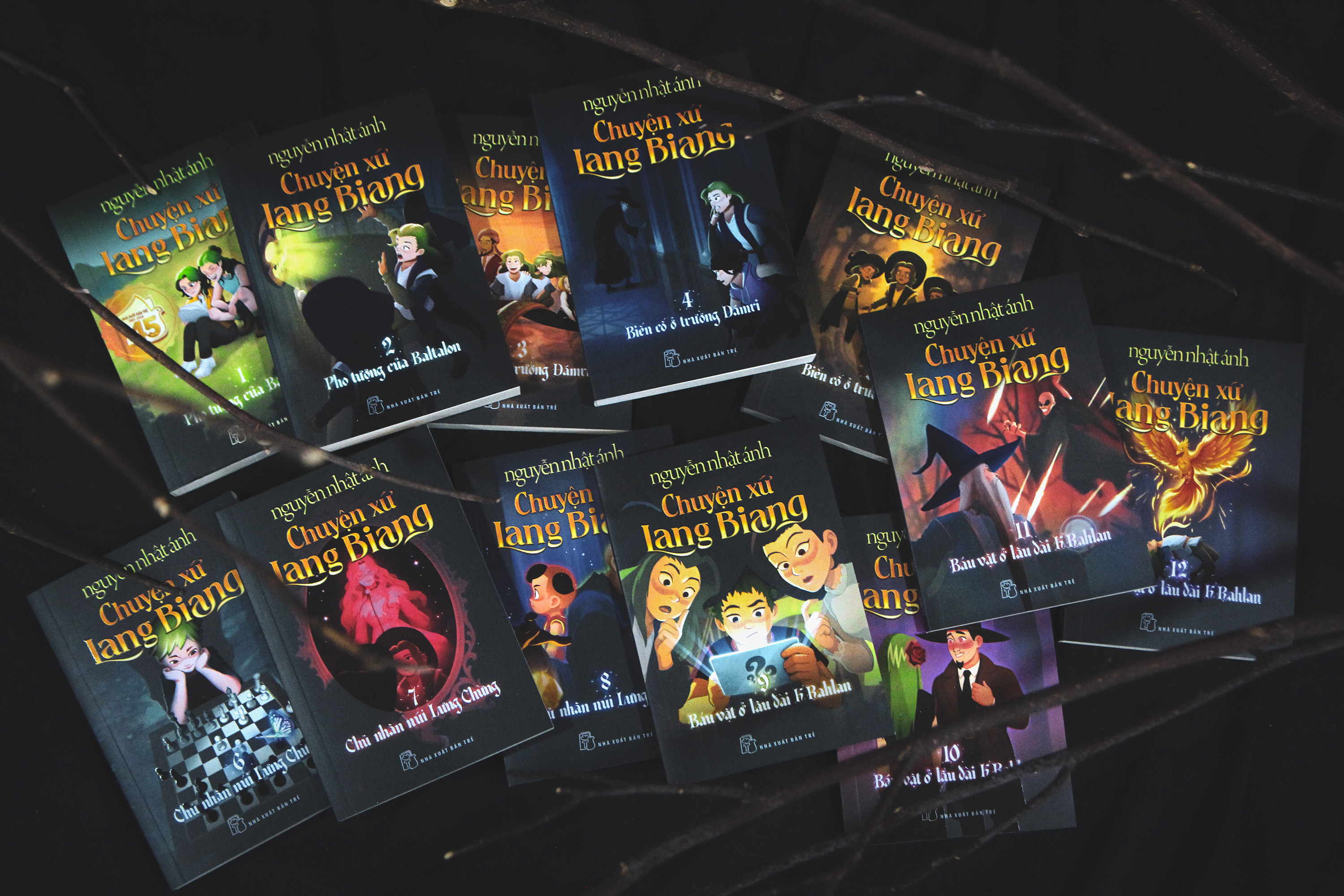 Boxset Chuyện Xứ Lang Biang - Khổ Bỏ Túi (Hộp 12 Cuốn) - Tặng Kèm Bản Đồ