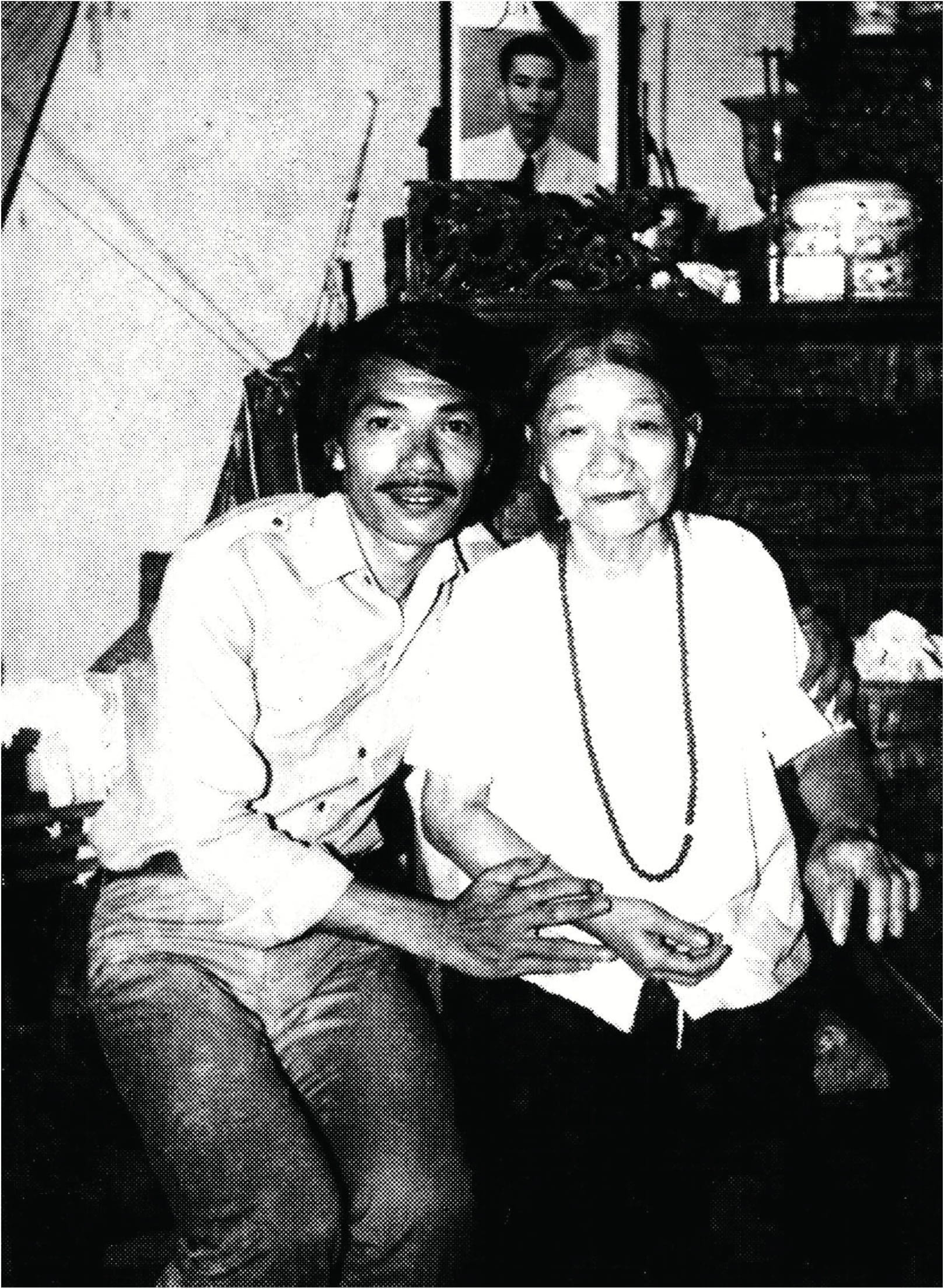 Boxset Trần Tiến - Người Hát Thơ Mình - Ca Khúc Và Những Câu Chuyện - Bìa Cứng - Kèm Poster 2 Mặt