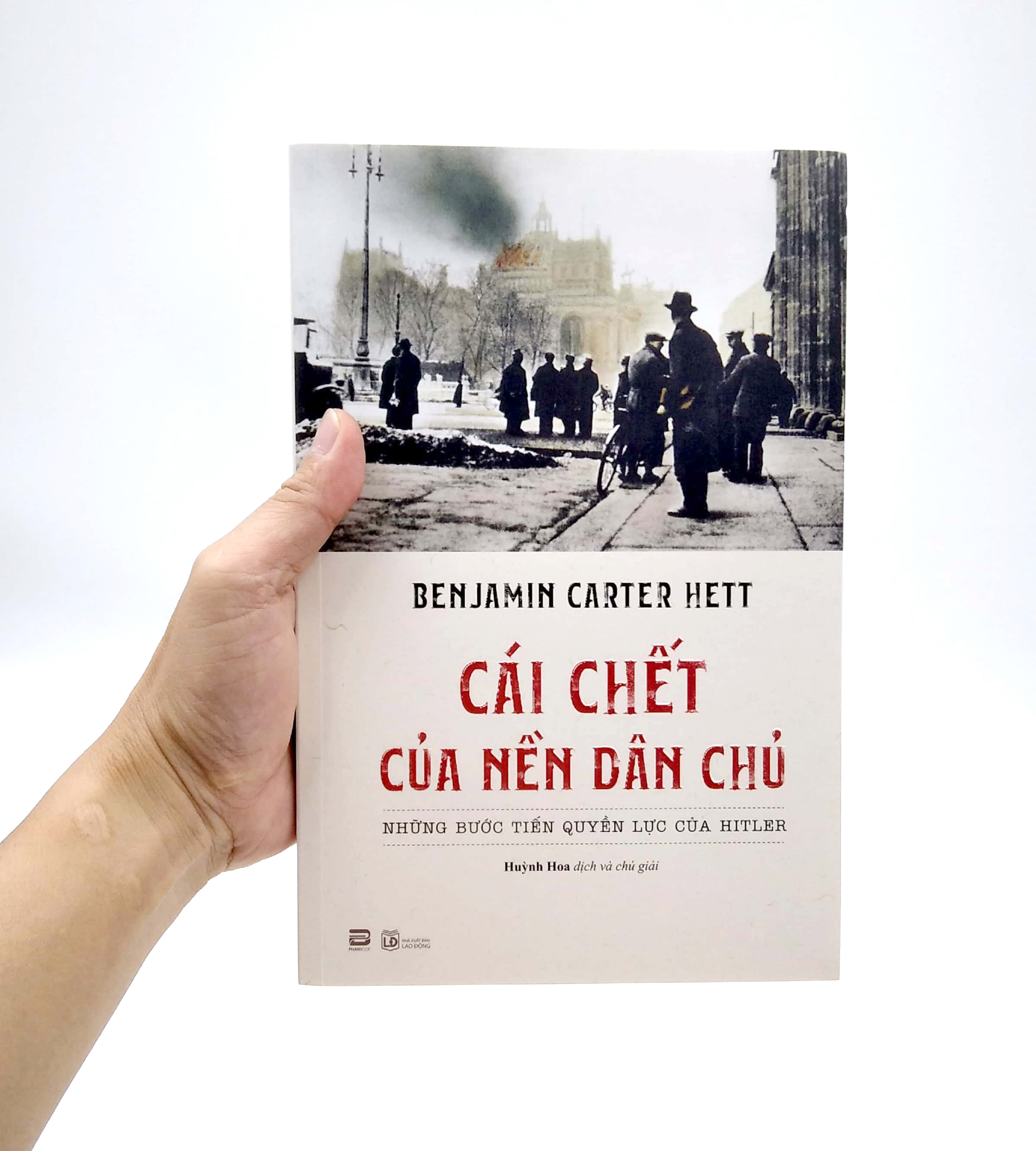 cái chết của nền dân chủ: những bước tiến quyền lực của hitler