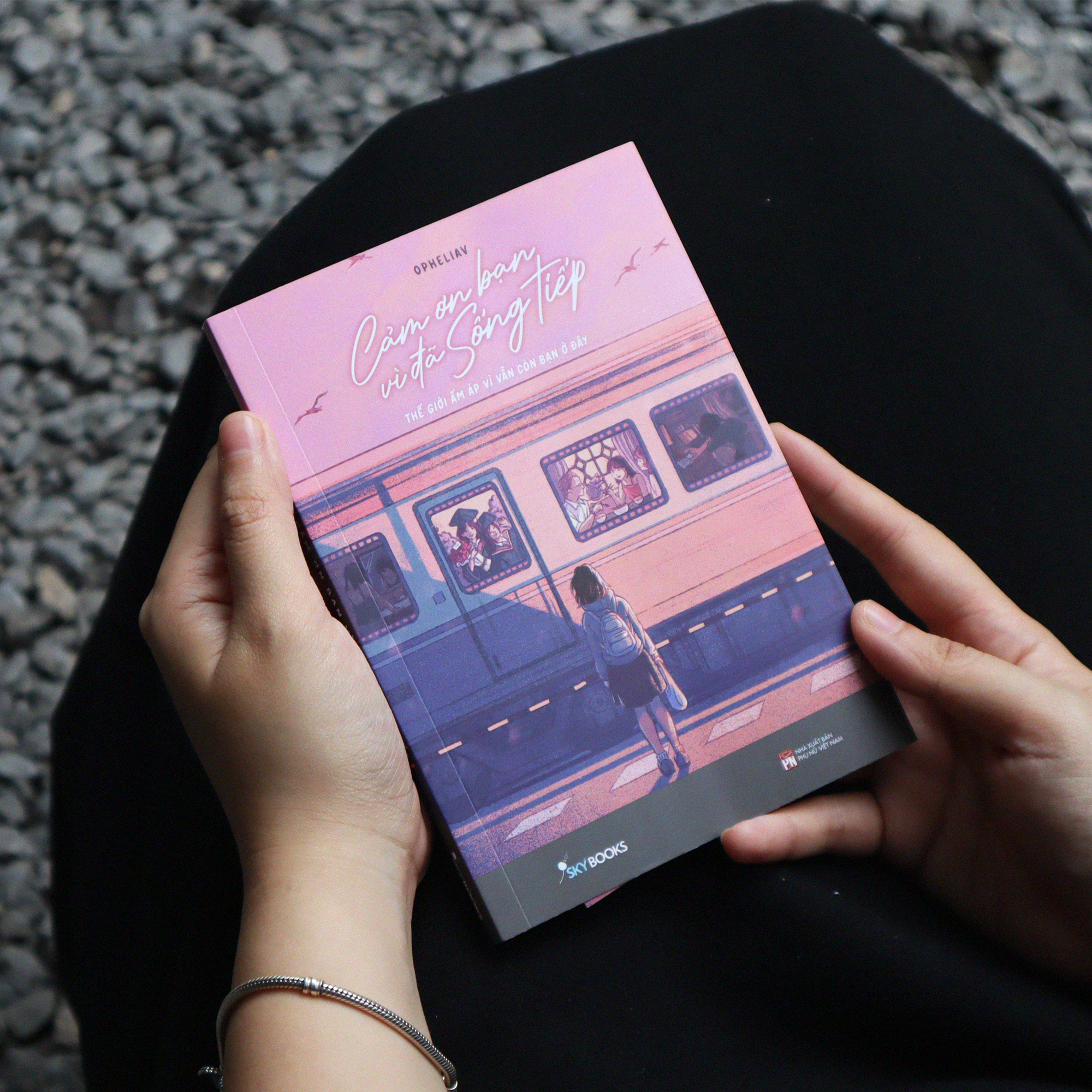 Cam On Ban Vi Da Song Tiep - The Gioi Am Ap Vi Van Con Ban O Day