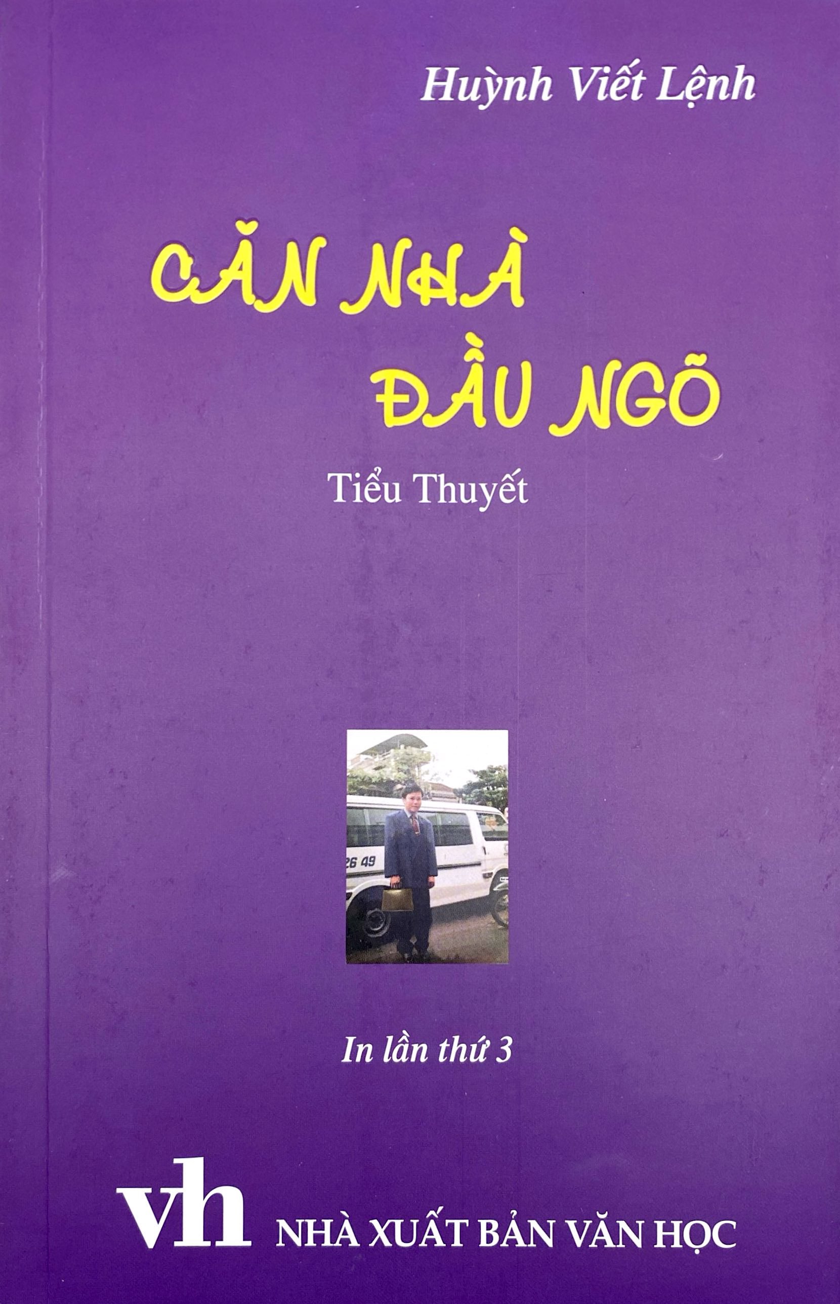 Căn Nhà Đầu Ngõ