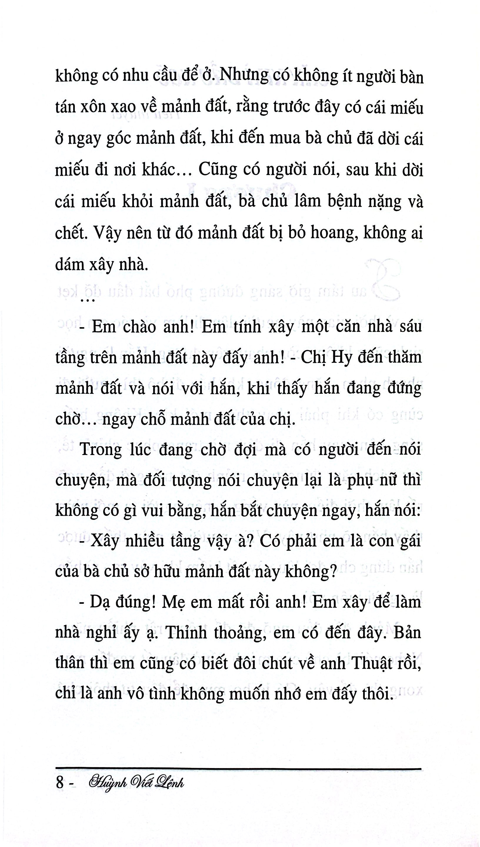 Căn Nhà Đầu Ngõ