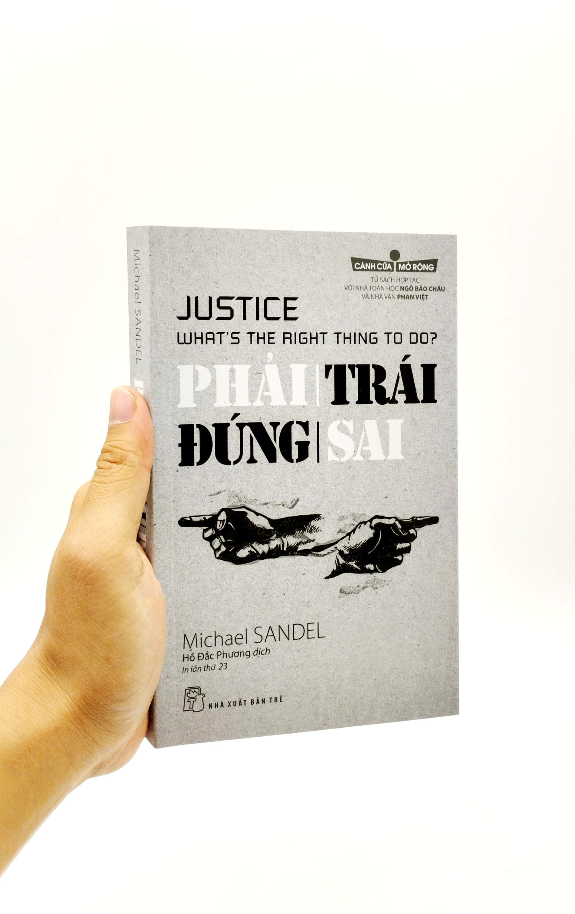 cánh cửa mở rộng - phải trái đúng sai