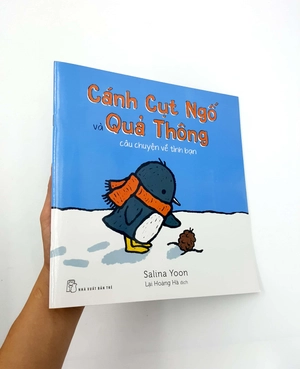 cánh cụt ngố và quả thông