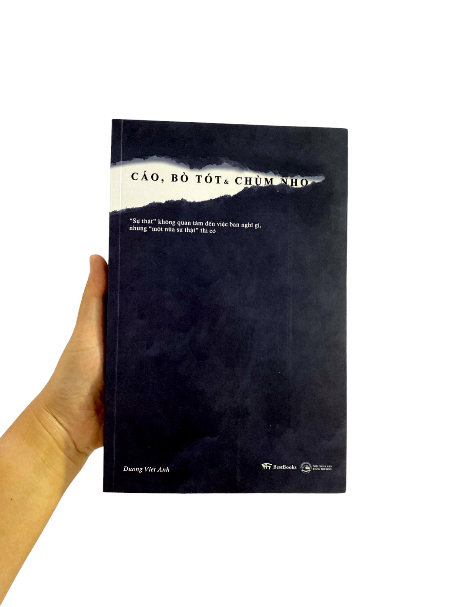 cáo, bò tót và chùm nho