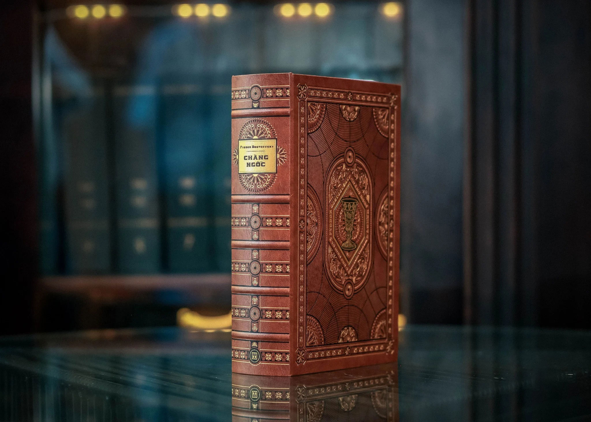 chàng ngốc - ấn bản giới hạn - bìa giấy vân da