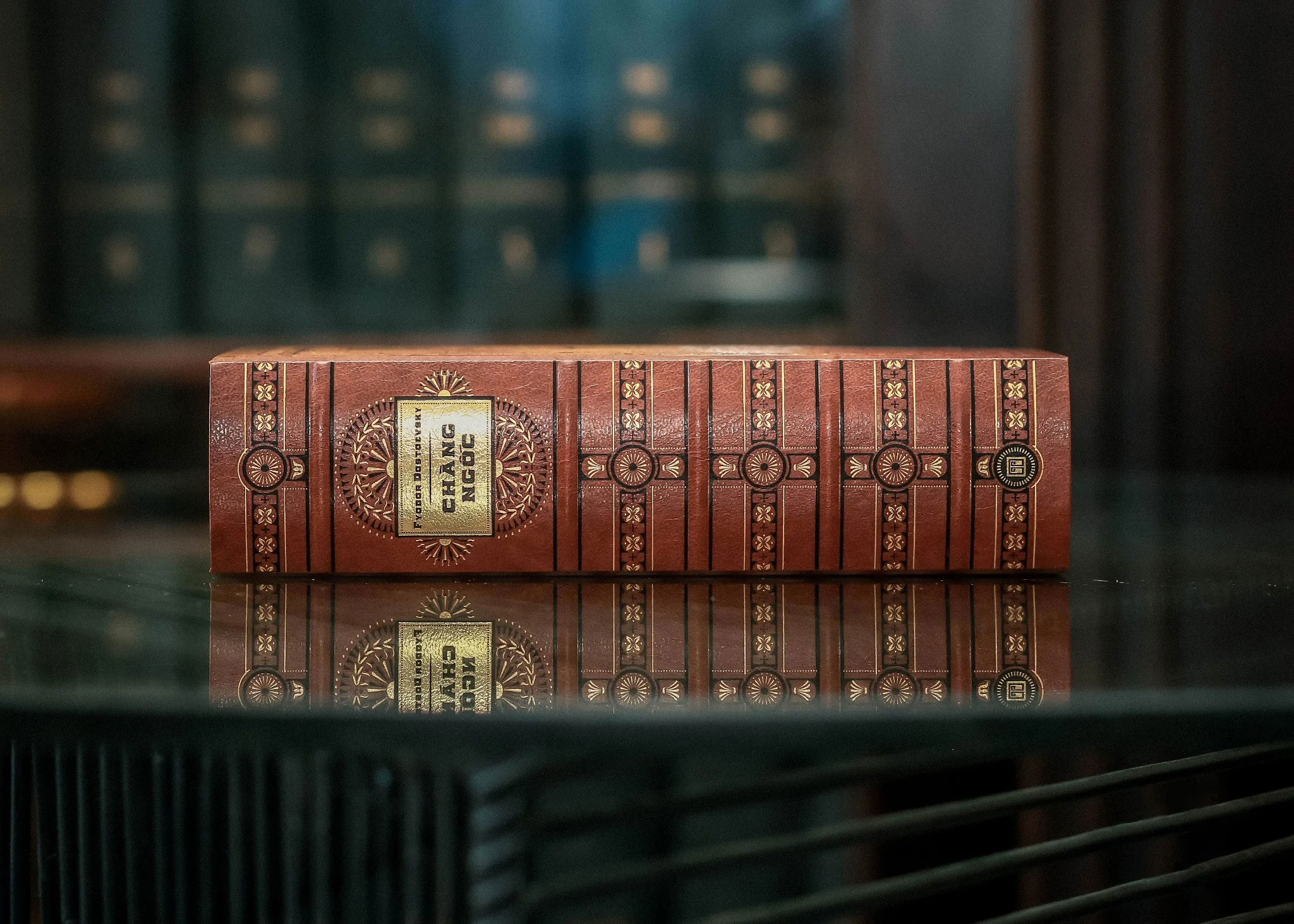 chàng ngốc - ấn bản giới hạn - bìa giấy vân da