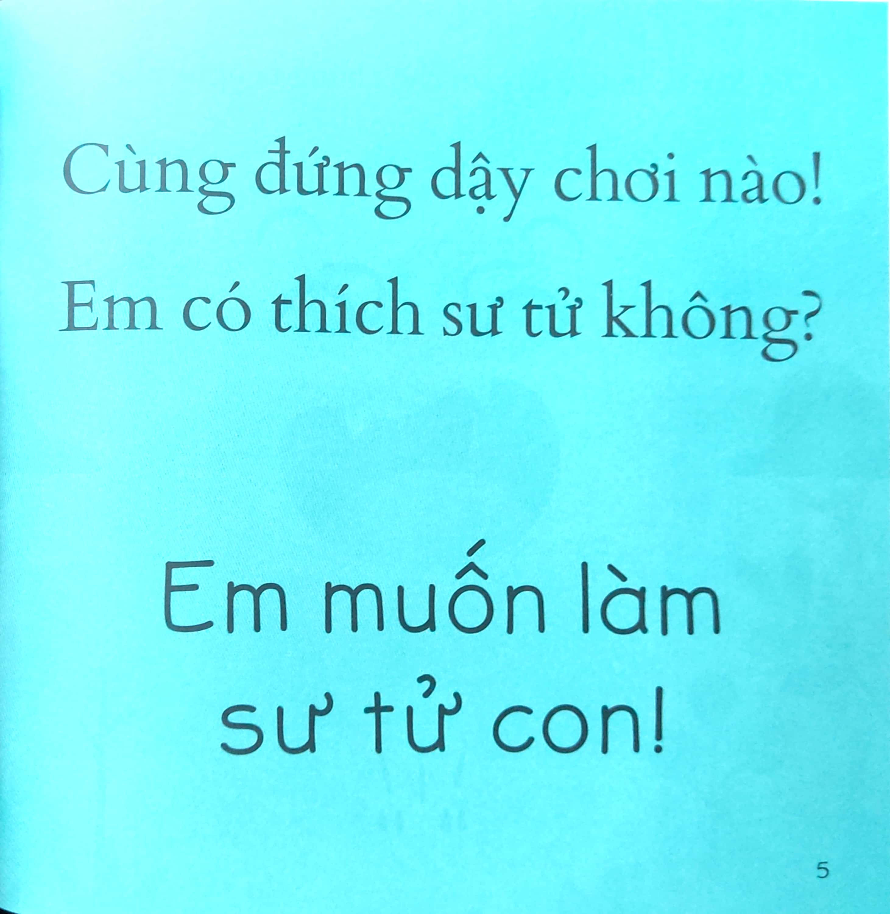 chạy nhảy và vui đùa - em muốn làm sư tử con