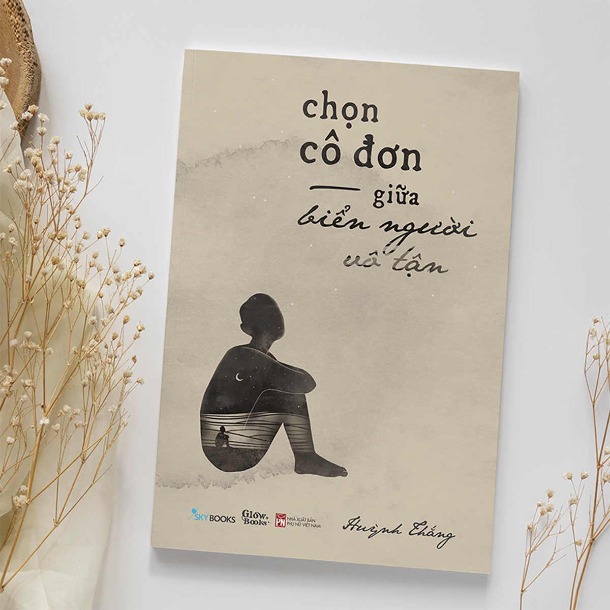 chọn cô đơn giữa biển người vô tận