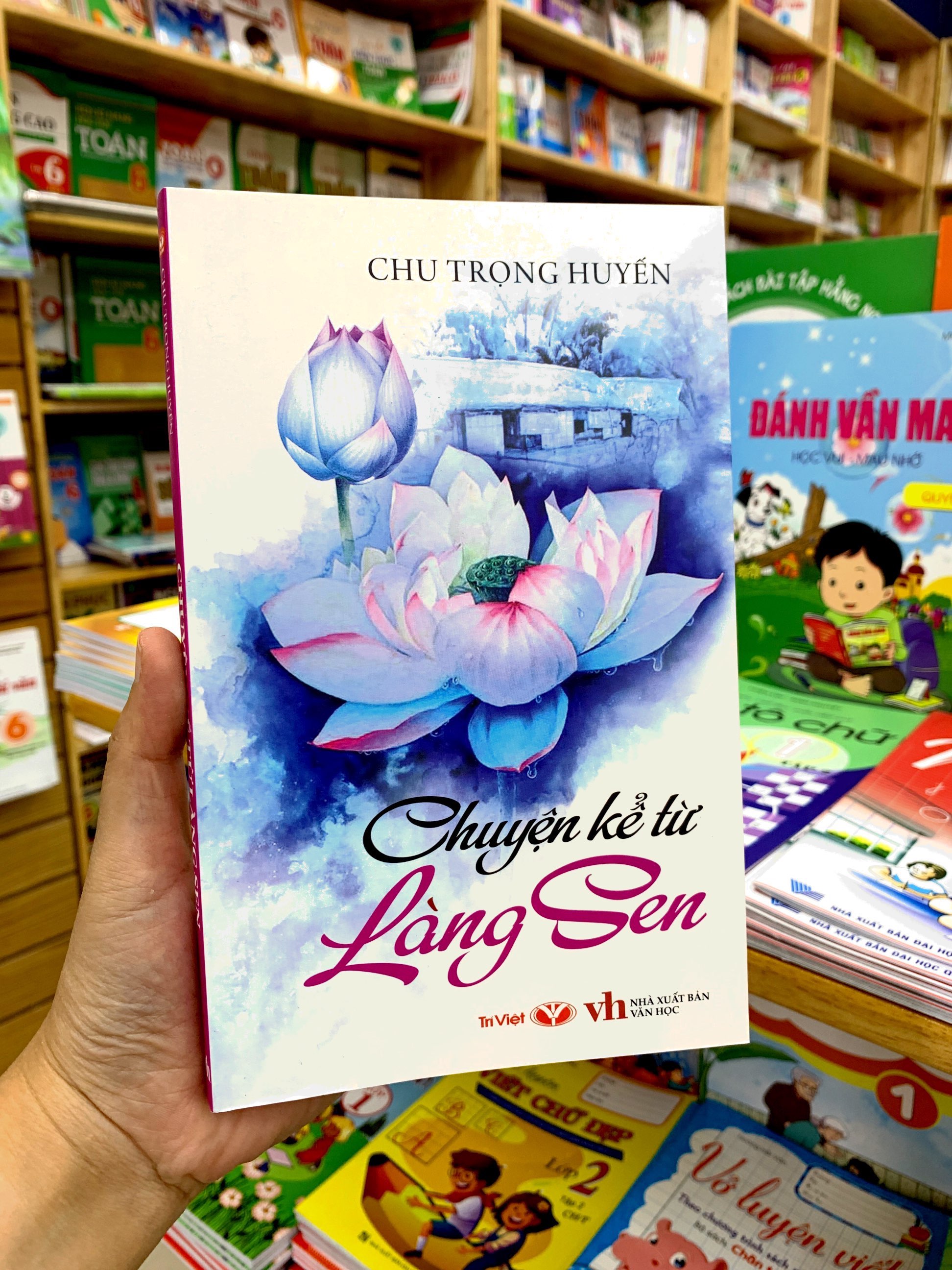chuyện kể từ làng sen