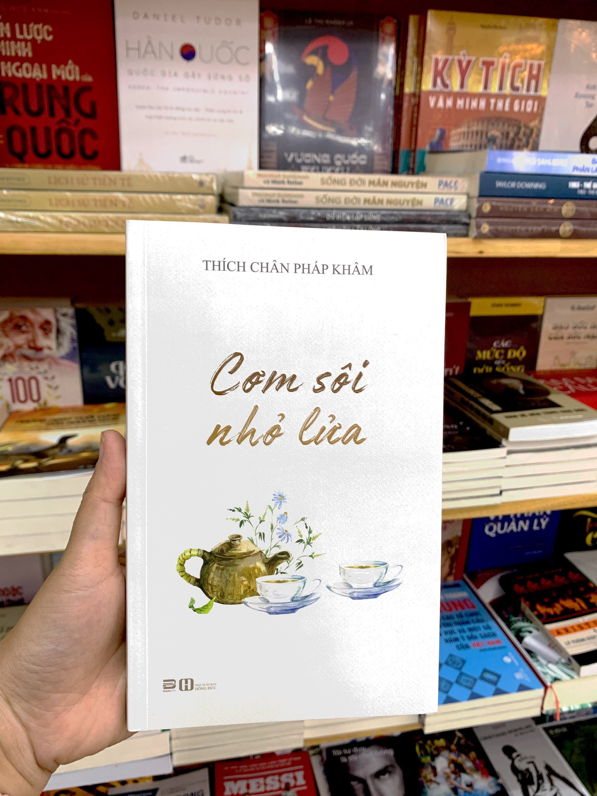 cơm sôi nhỏ lửa