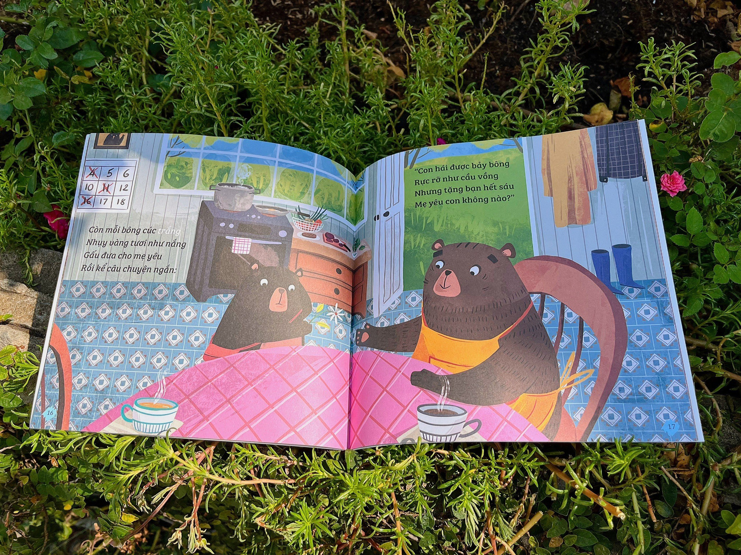 combo sách bé học yêu thương và chia sẻ - ai là siêu sao? + bảy bông hoa của gấu con + cho khủng long chơi với! (bộ 3 cuốn)