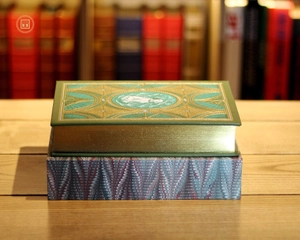 con bim trắng tai đen - ấn bản giới hạn - bìa da