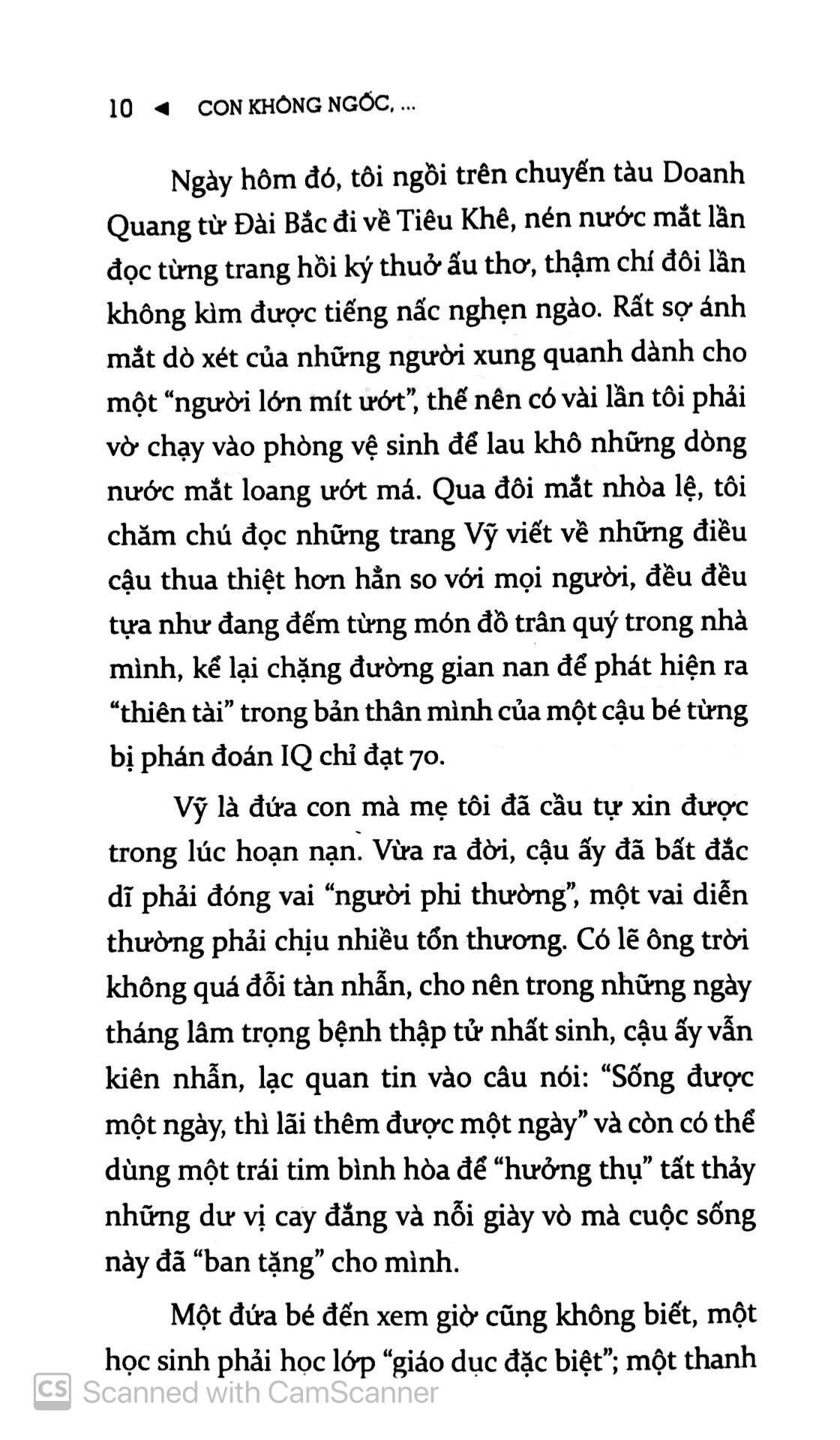 con không ngốc con chỉ thông minh theo một cách khác (tái bản 2021)