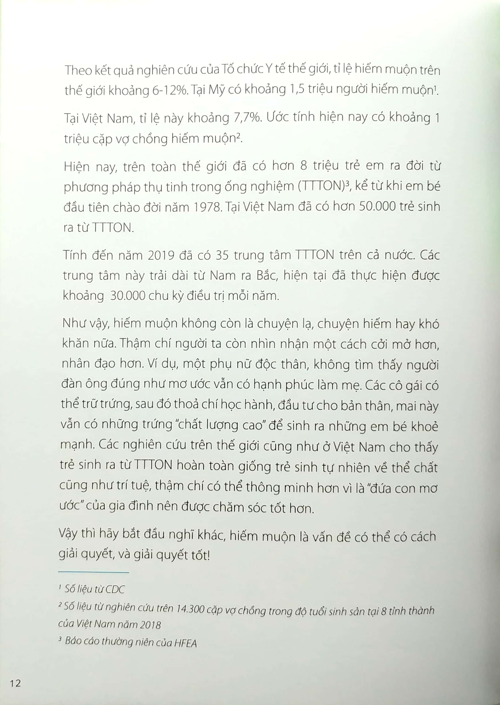 con ơi, ba mẹ vẫn chờ