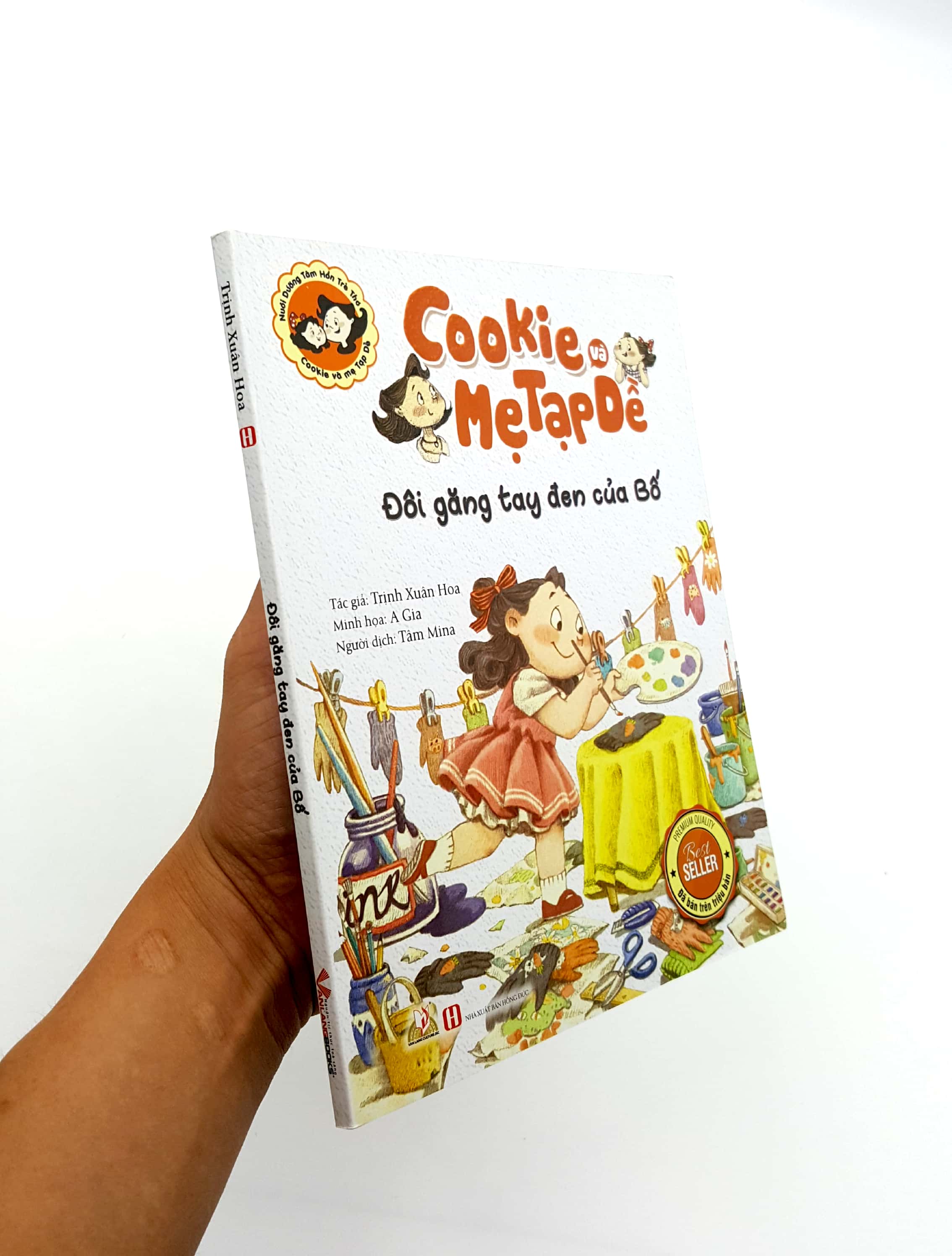 cookie và mẹ tạp dề - đôi găng tay đen của bố