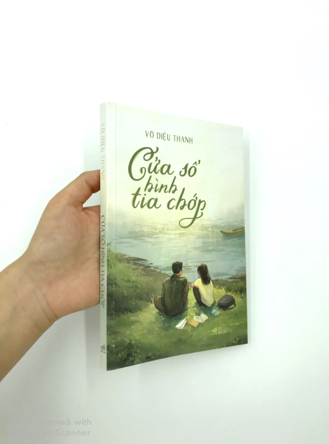 cửa sổ hình tia chớp