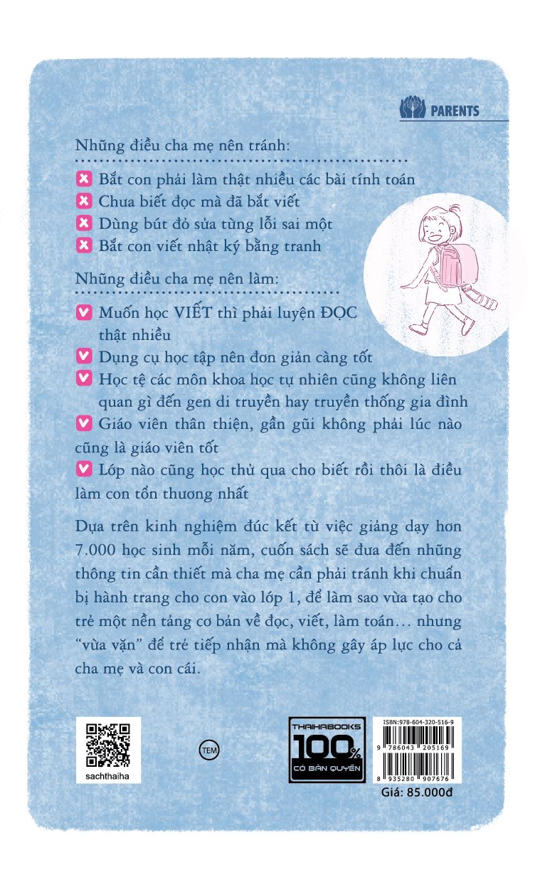 để chiếc cặp lớp một vừa vặn trên vai con