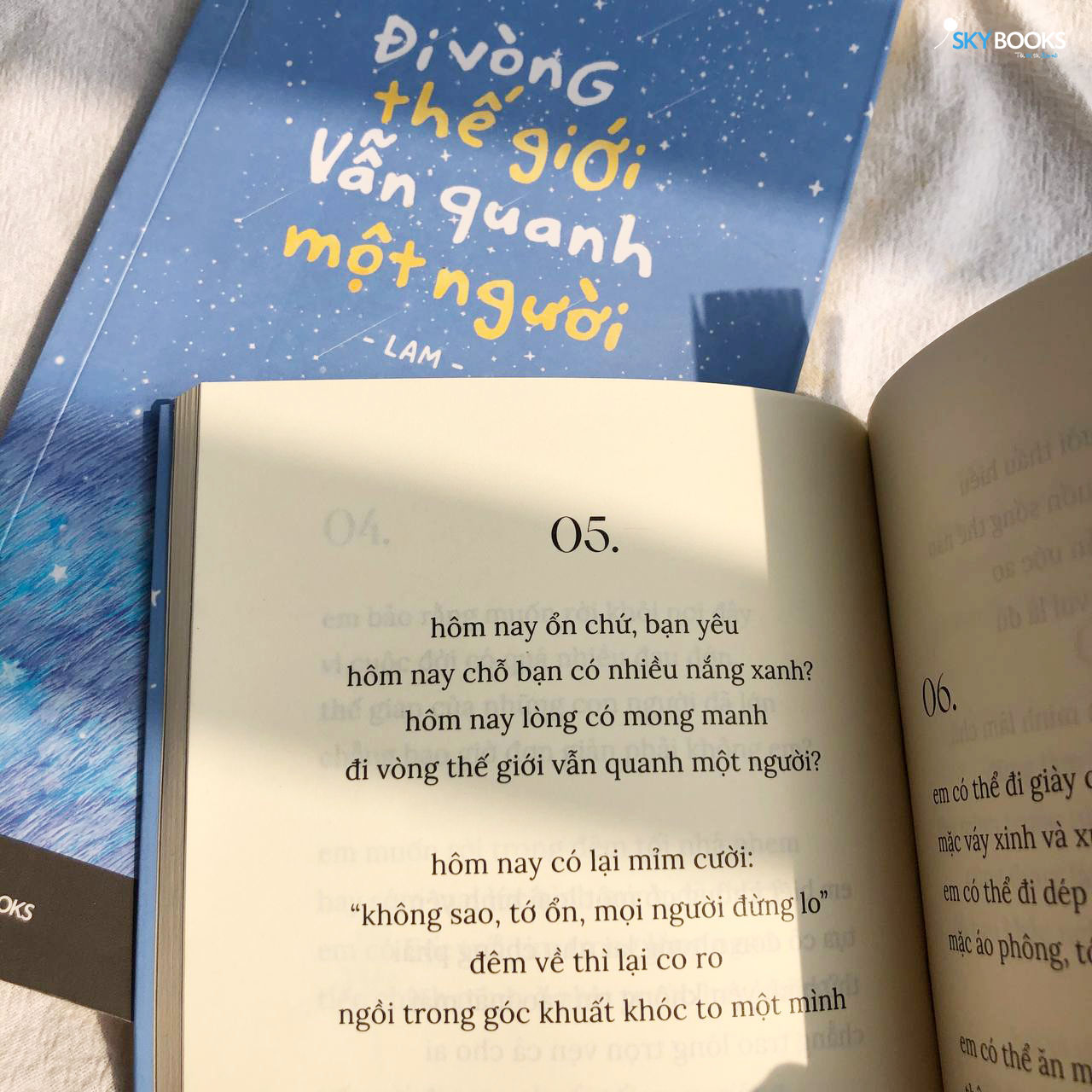 đi vòng thế giới vẫn quanh một người