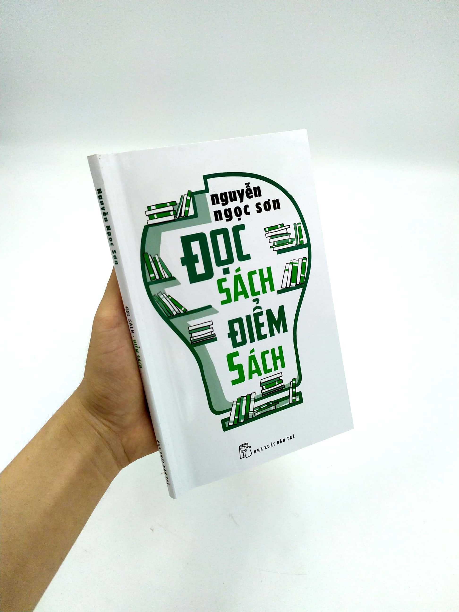 đọc sách - điểm sách