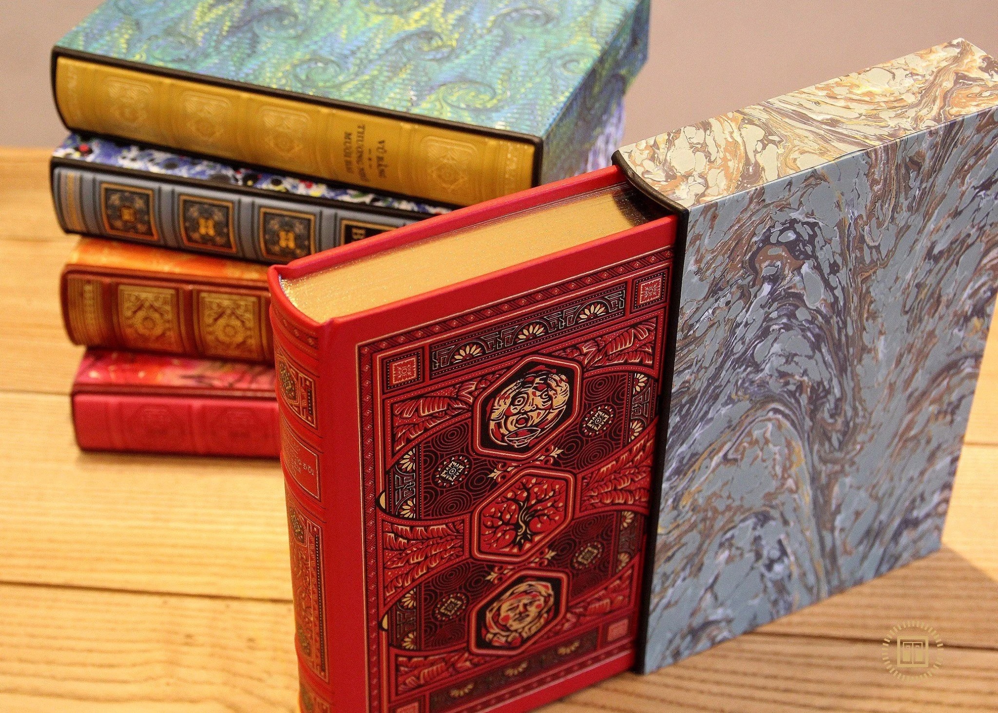 đôi lứa xứng đôi - nửa đêm - cười - ấn bản giới hạn - bìa da microfiber