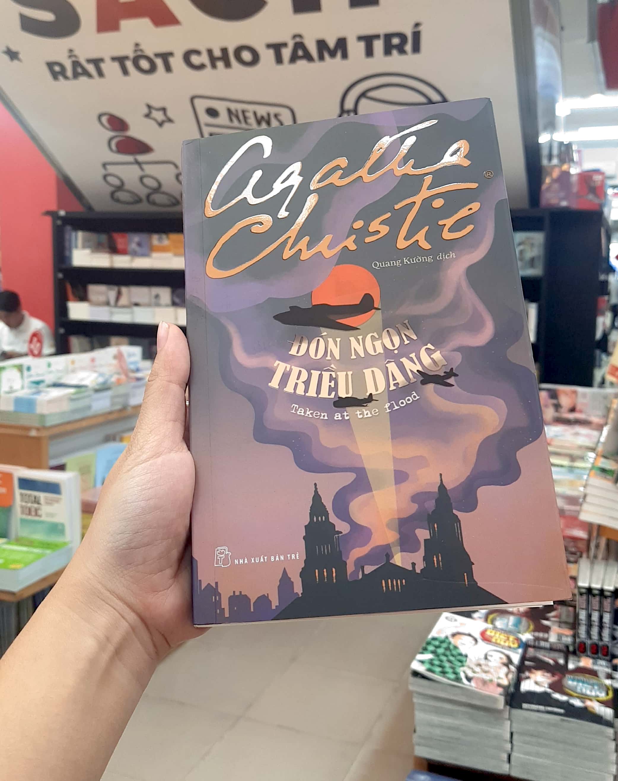 đón ngọn triều dâng