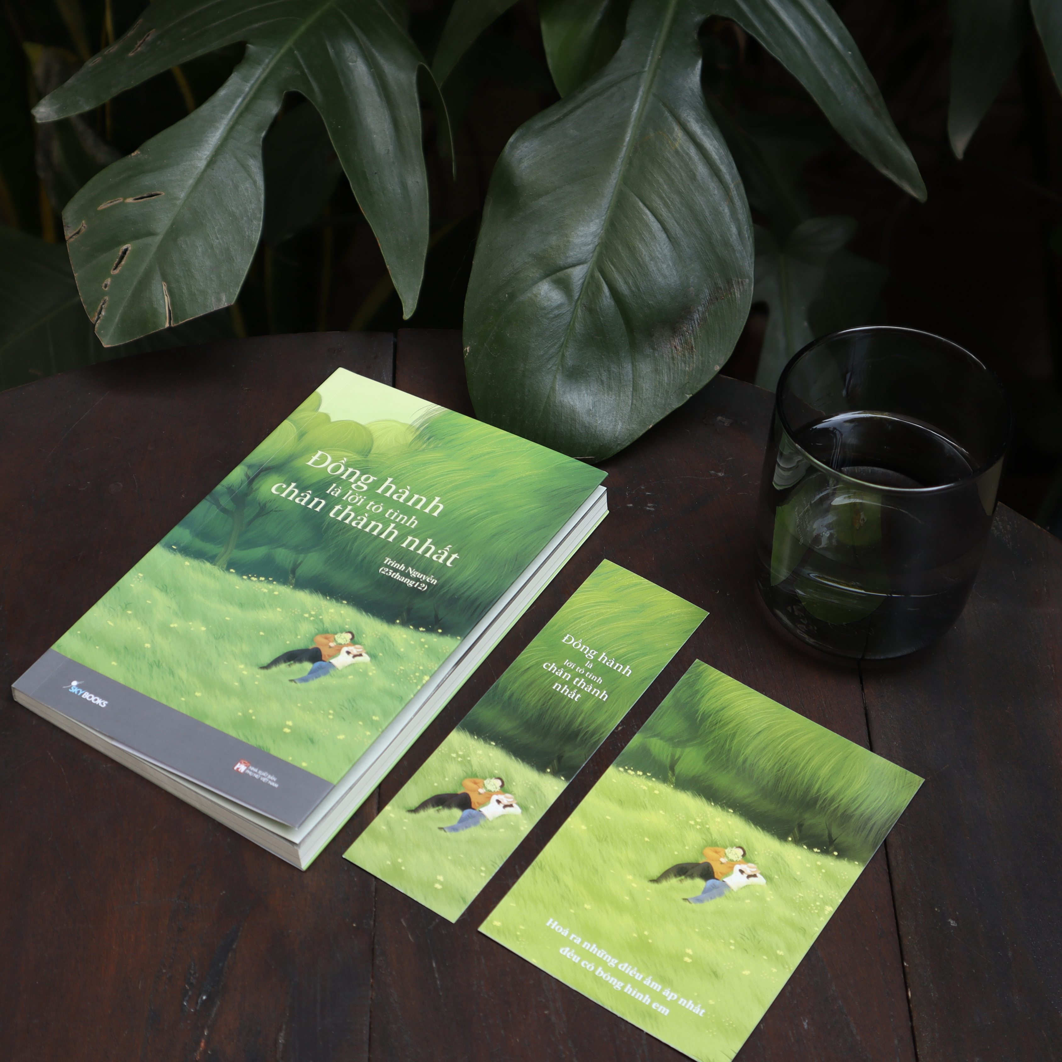 Đồng Hành Là Lời Tỏ Tình Chân Thành Nhất - Bản Đặc Biệt - Tặng Kèm Bookmark + Postcard