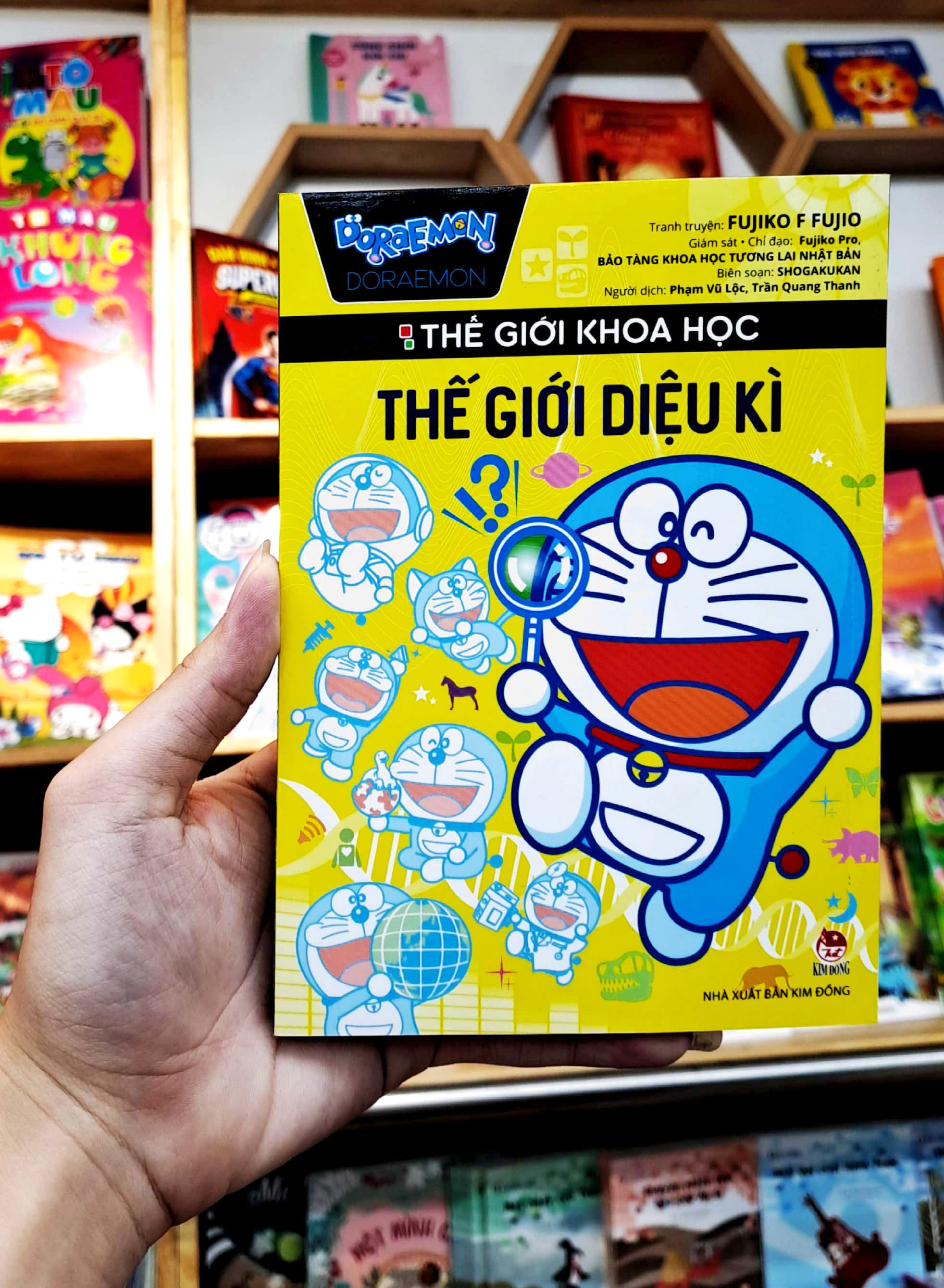 doraemon - thế giới khoa học - thế giới diệu kì (tái bản 2023)