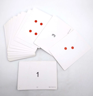 dot-card mini dạy trẻ học toán