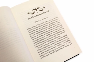 dracula: puffin clothbound classics