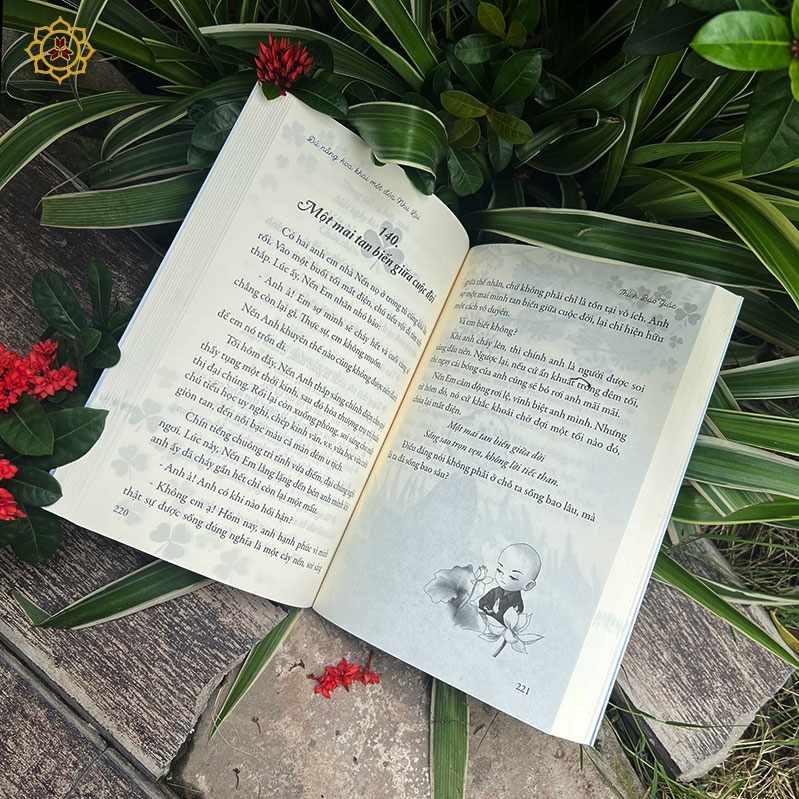 đủ nắng hoa khai một đóa như lai