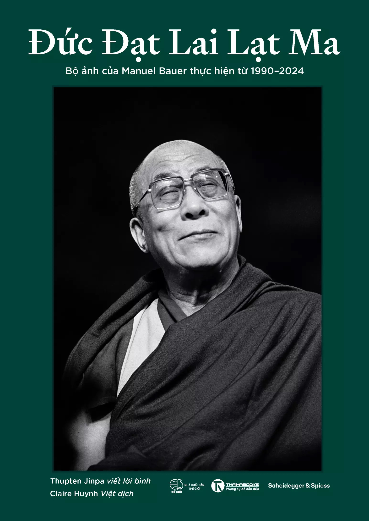 Duc Dat Lai Lat Ma - Bo Anh Cua Manuel Bauer Thuc Hien Tu 1990-2024