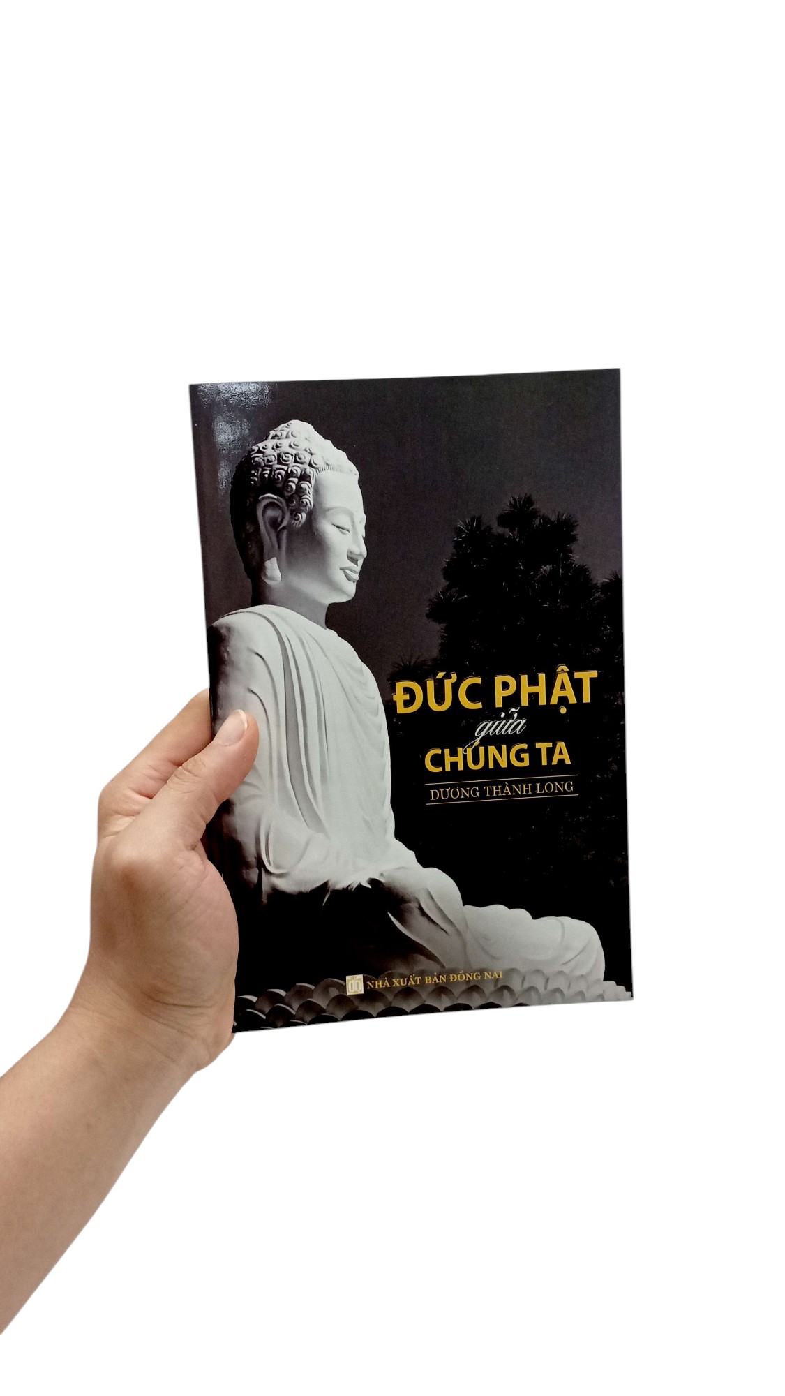 Duc Phat Giua Chung Ta
