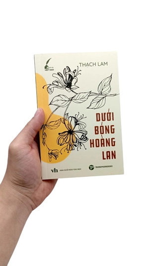 dưới bóng hoàng lan