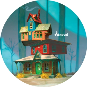 dưới cánh cửa thầm thì