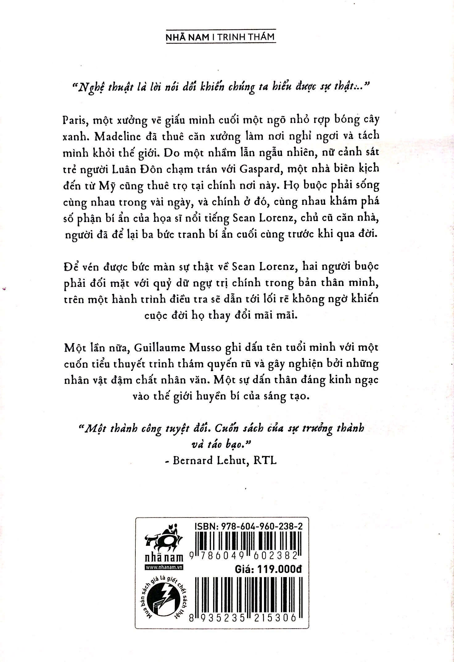 dưới một mái nhà ở paris