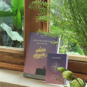 đường đời muôn ngả, gặp gỡ đã là nhân duyên - bản đặc biệt - tặng kèm bookmark + postcard + chữ ký tác giả ngẫu nhiên